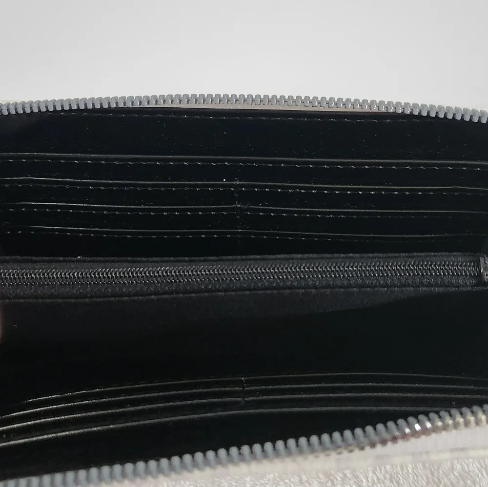 BETSEY Johnson Gray White Striped Floral Flower Box Wallet Clutch